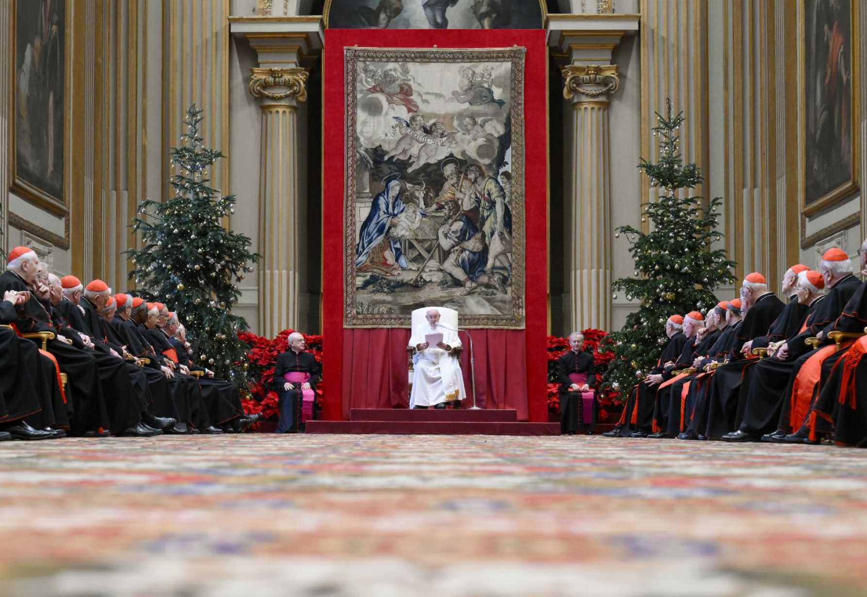 Gospel call to conversion lasts a lifetime, pope tells Curia officials