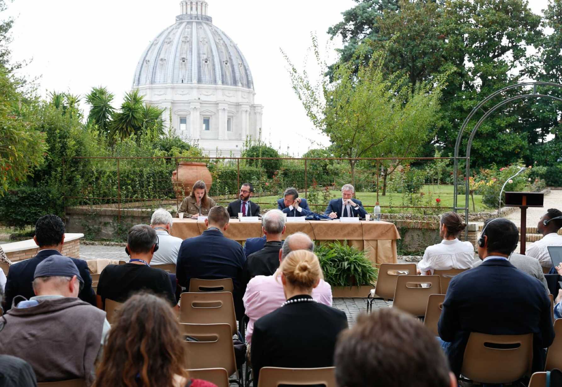 'People of goodwill' at Vatican event respond to 'Laudate Deum'